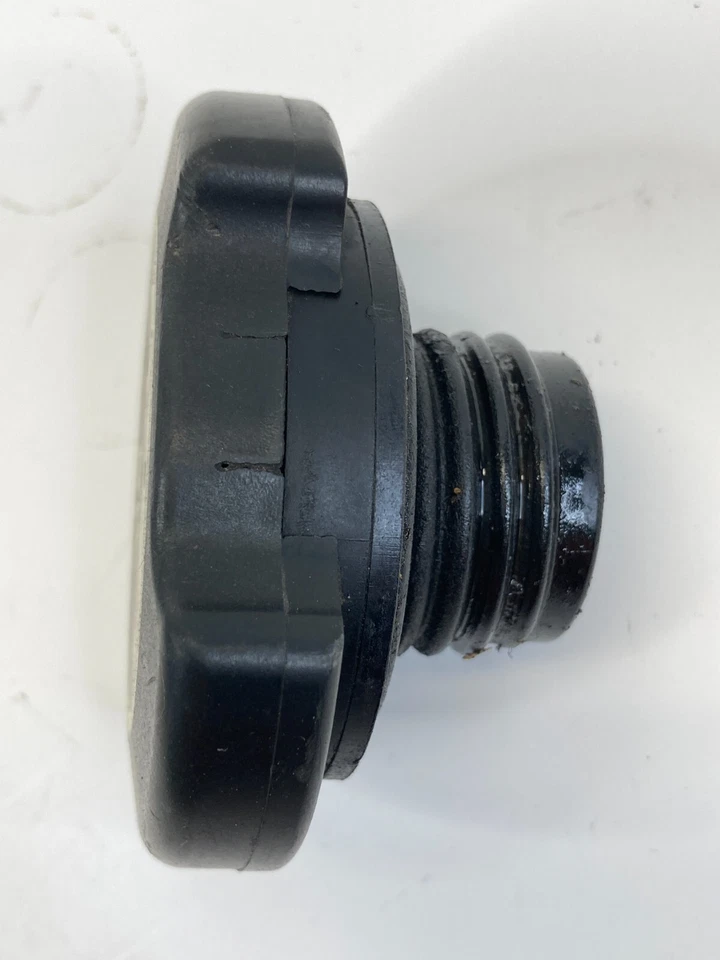 1992-2000 Ford Ranger 4.0L V6 OHV 12V Engine Oil Filler Fluid Cap E9AE-6766-AA Foto 4 de 4