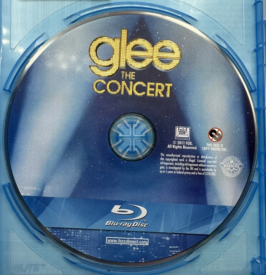 Glee In Concert Blu-ray Disc Only Great Condition Free Shipping 2011 - Image 3 of 3