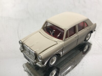 SPOT-ON TRI-ANG 267 MG 1100 -CREAM+BEIGE 1:42- GOOD CONDITION - 471