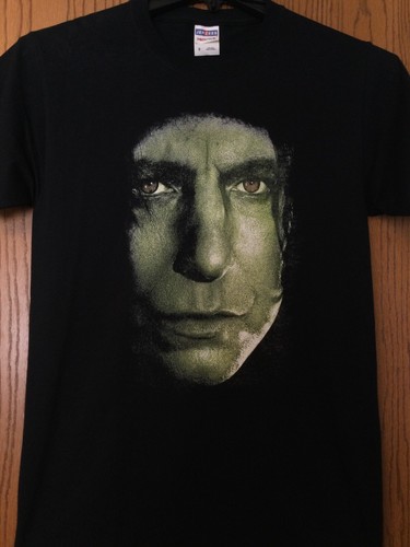 Alan Rickman - Professor Snape (Harry Potter Films) - Black Shirt - S - Jerzees