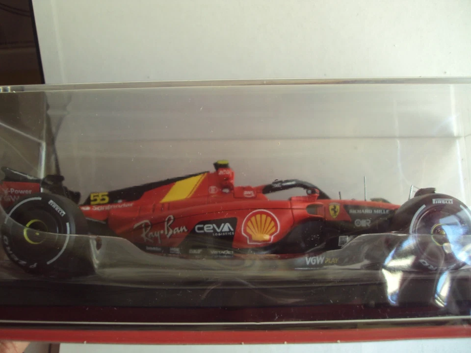 Ferrari SF-23 Carlos Sainz 2023 G.P. d'Italia scala  1/24 - Immagine 3 di 4