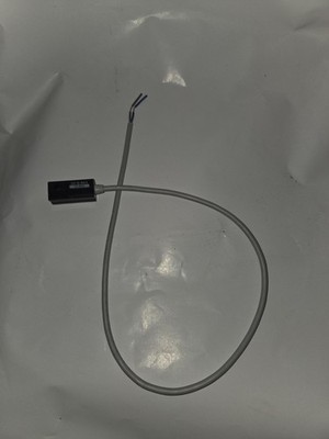 NEW GENUINE SMC D-B54 (D-B51) MAGNETIC REED SWITCH SENSOR  24VDC