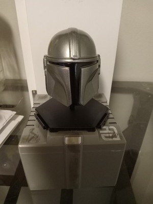 Star Wars Dok Ondar's Mystery Treasures Wave 1 - Mandalorian Helmet