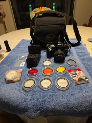 Vintage Canon EOS Rebel Camera w/ Zoom Lens EF 35-80mm 1:4-5:6 And Carrying Bag