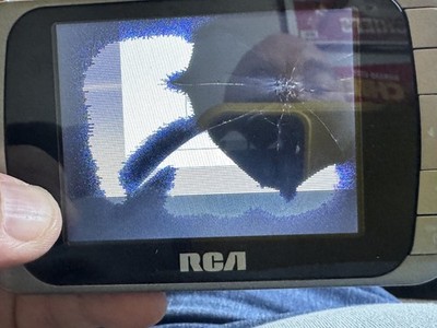 RCA DHT235C 3.5'' Portable Handheld TV - Powers On, Cracked LCD