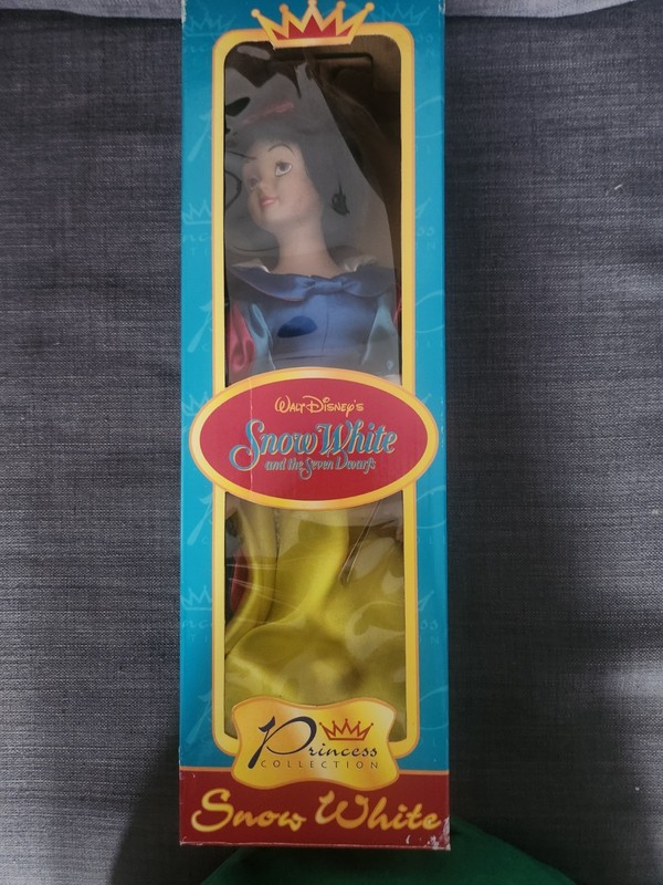 NIB Vtg Snow White Walt Disney Princess Collection Porcelain Doll 16” 
