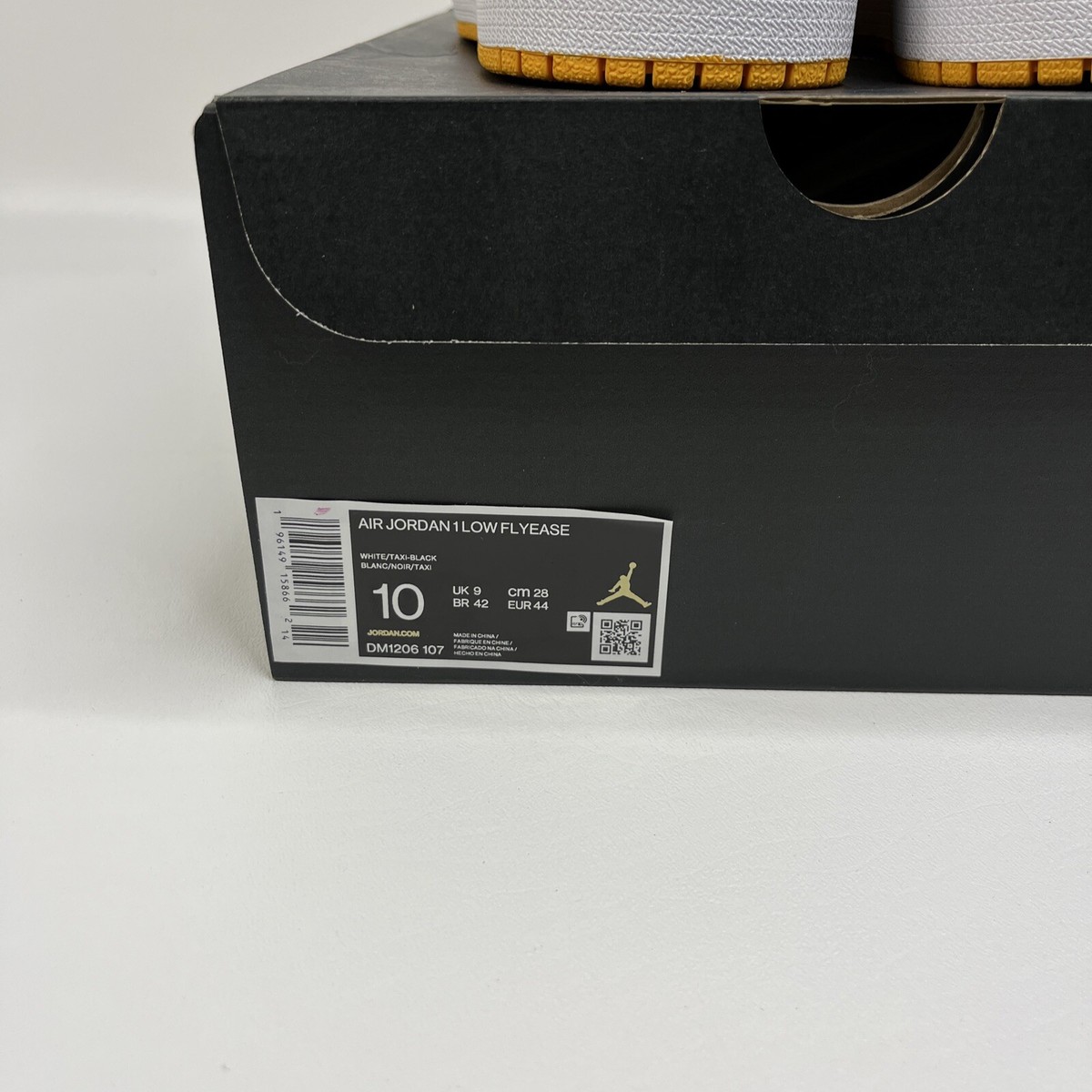 Size 10 - Jordan 1 Flyease Low Black/University Gold/White 2022 | eBay