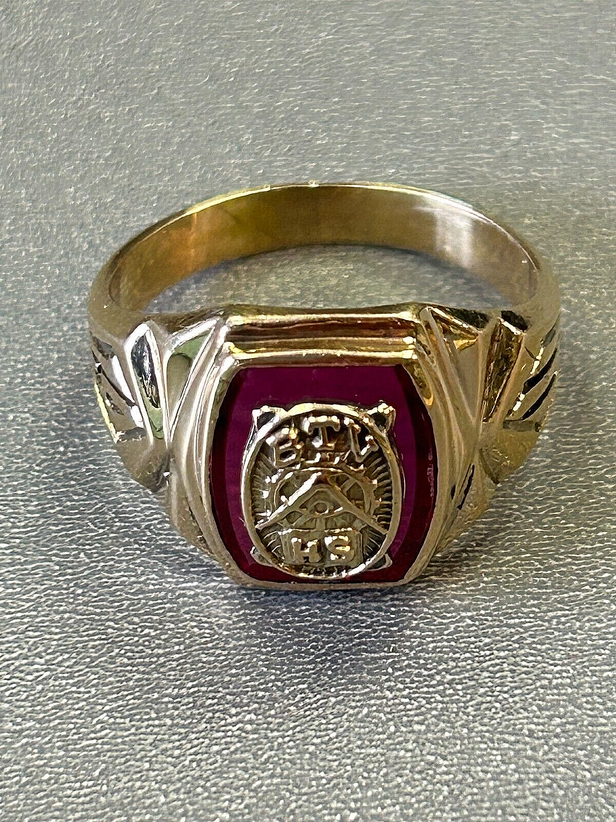 Vt Class Ring RARE 10K GOLD ANTIQUE 1941 BTV HIGH SCHOOL CLASS RING sz 9 6G ...