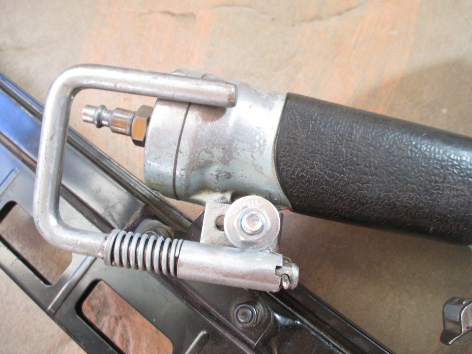 Metabo NR83A5 Pneumatic Air Framing Nailer Nail Gun 31/4" Collated