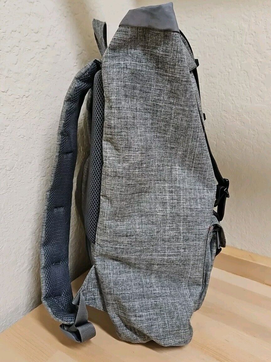 Herschel Little America Backpack Grey - image 4