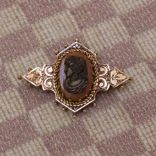 VINTAGE VICTORIAN TEN KARAT SOLID GOLD SHELL CAMEO BROOCH MUST SEE!