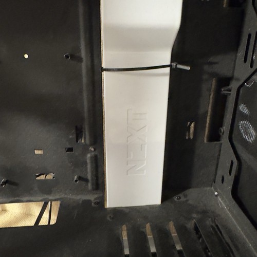 NZXT S340 Mid-Tower PC Gaming Case - White/Black( - Picture 4 of 9