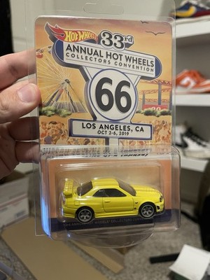 Hot Wheels 33rd Convention Nissan Skyline GT-R (BNR34) YELLOW R34 