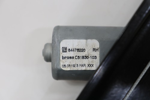 2018-2023 CHEVROLET TRAVERSE REAR RIGHT SIDE DOOR WINDOW REGULATOR OEM 84476220 - Picture 11 of 12