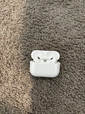 Original Apple AirPods Pro A2190 A2083 A2084 in good working for