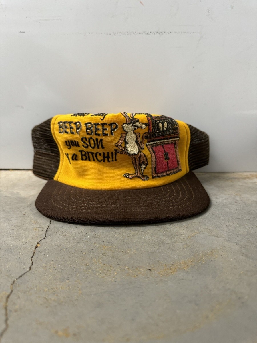 帽子 80s 90s OLD vintage tracker CAP mustard Vtg 80's 90's Road Runner Beep Beep B*** Funny Snap Back