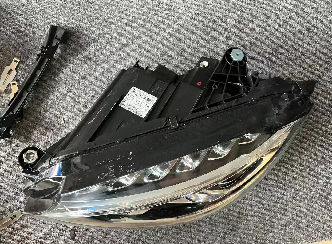 2015 EU Mercedes Benz C-Class W205 Left High End LED Headlight OEM 