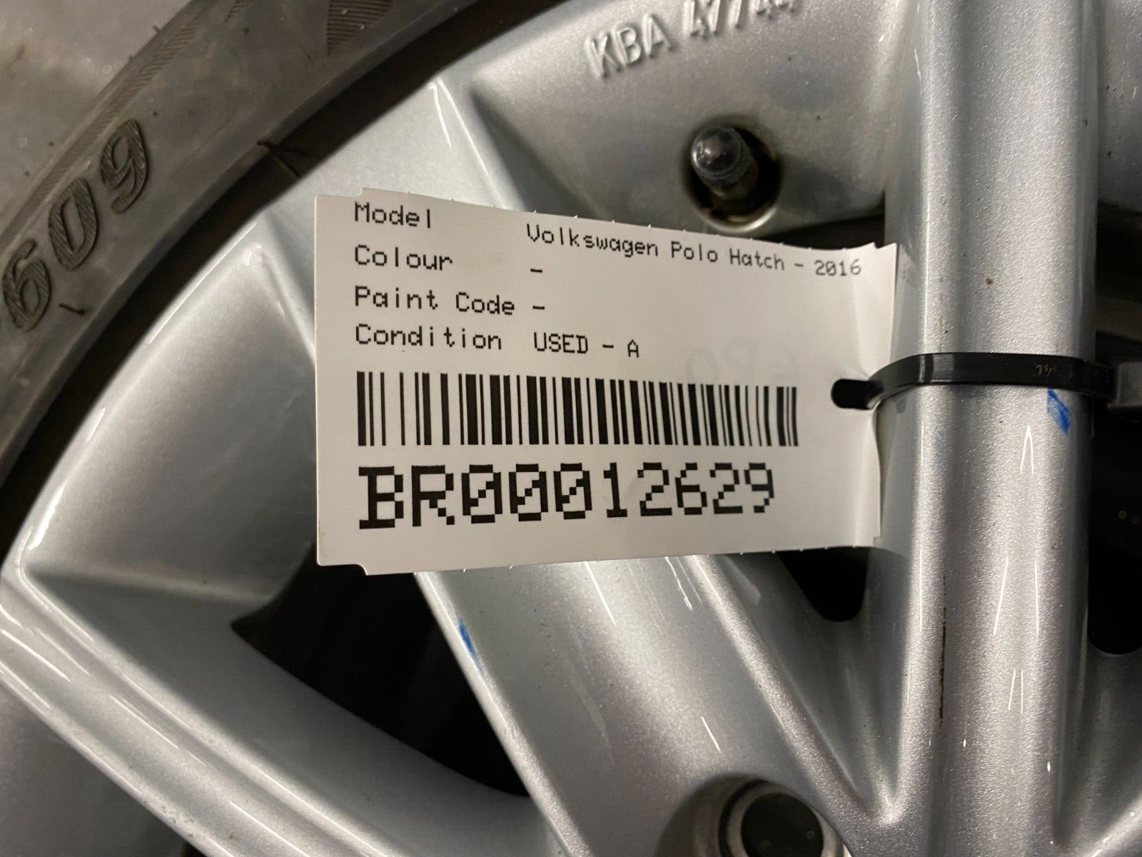 VW POLO MK5 2009-ON GENUINE 15