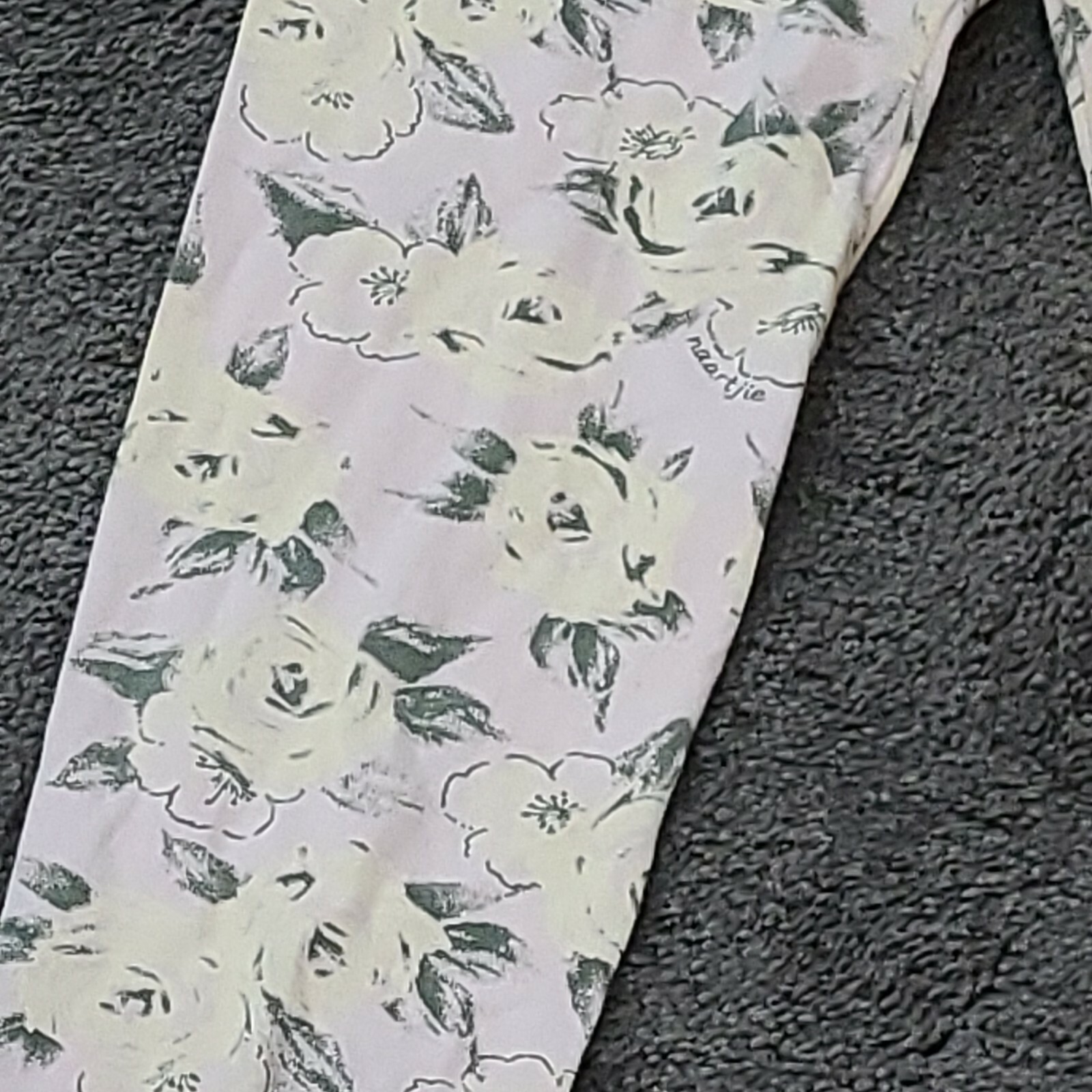 Picture 2 of 5