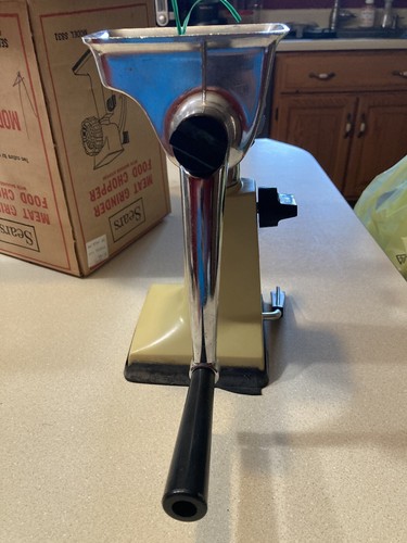 Vintage Sears Meat Grinder Food Chopper Model 8831 Harvest Gold - Picture 10 of 10