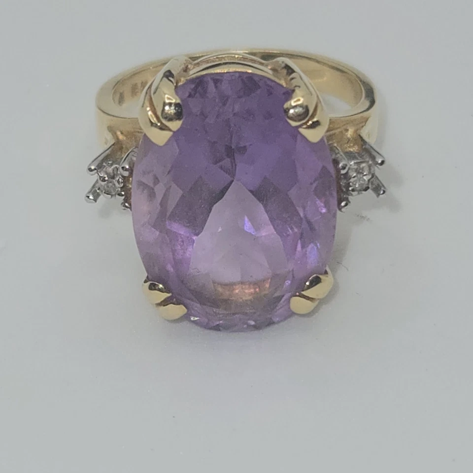Anel de coquetel ouro amarelo 10K 10 quilates ametista e diamante tamanho 7 declaração  - Imagem 2 de 4