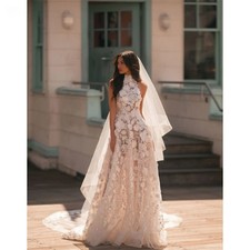 White Lace Applique Strapless Wedding Dresses A-Line Halter Backless Sweep Train
