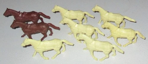 Marx 1950s-1960s Civil War/Wagon Train Harnessed Wagon Horses