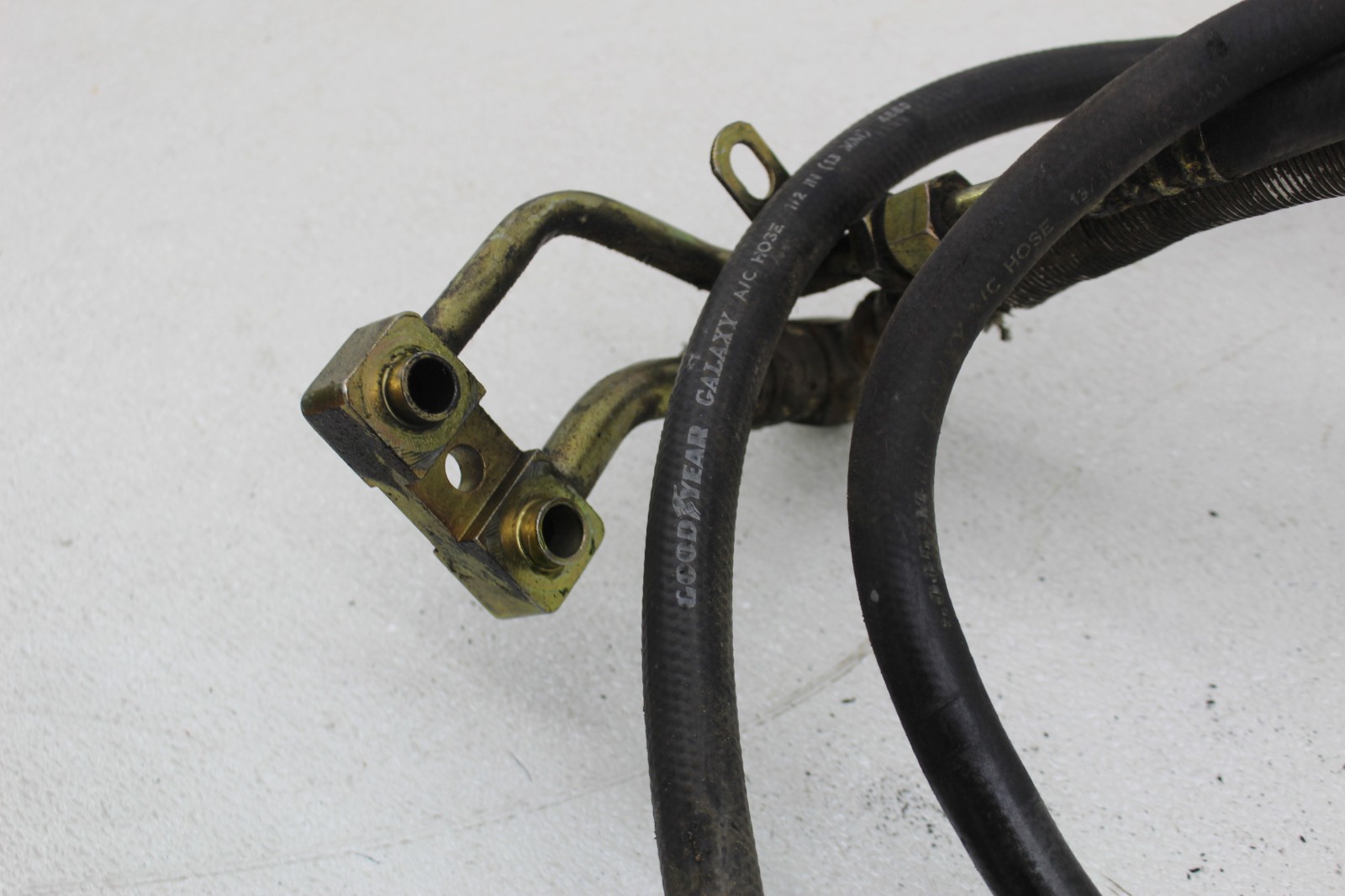 99-01 FERRARI 456 M A/C AIR COMPRESSOR HOSE