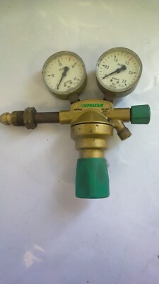 Regulador de gas PRAXAIR DIN 2002-ME-ACETILENO	