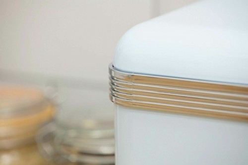 Swan Retro Metal Bread Bin 18L Kitchen Storage Capacity Stainless Steel Chrome - Picture 3 of 6