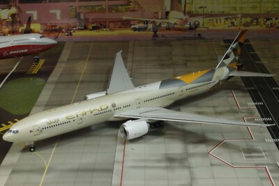 Eagle / Phoenix PH2ETD155 - 1:200 Etihad Boeing 777-300ER A6-ETA - mint in box