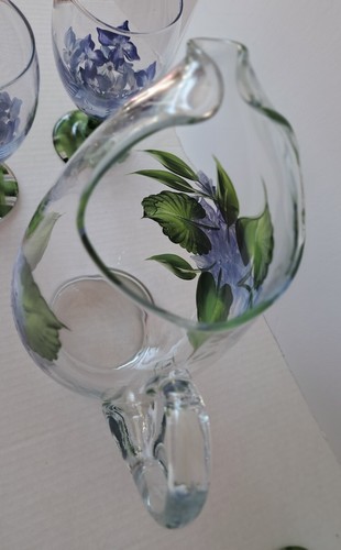 Jarra vintage y 4 vasos con tallo uvas y enredaderas - Imagen 3 de 7