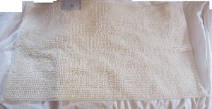 Target Bath Rug Made by Design Fuzzy White Home Decor New with Tags