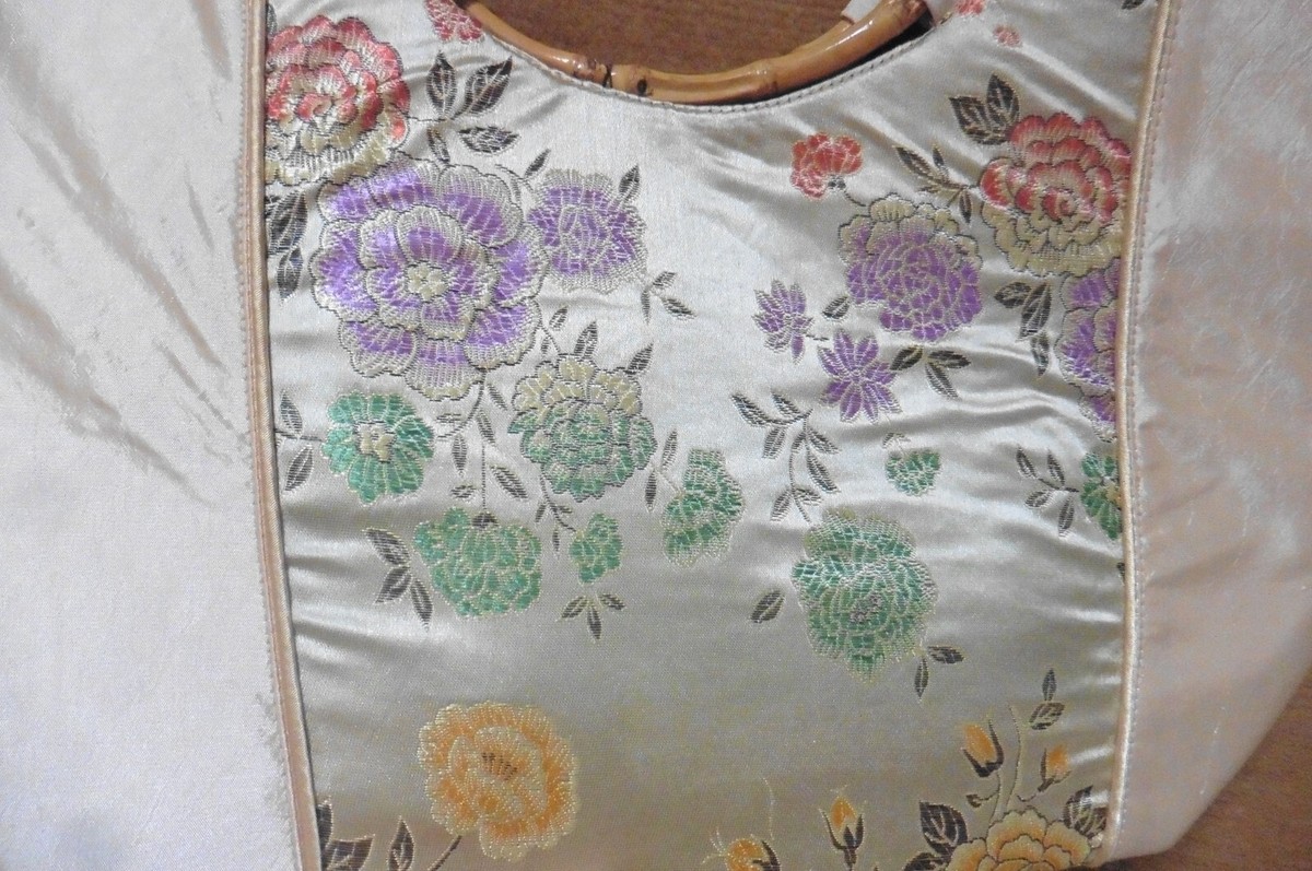 Sac Cabas En Brocart Chinois Jaune - Motif Chevaux - Anses En Bambou - Neuf Sans étiquette - Grand Modèle