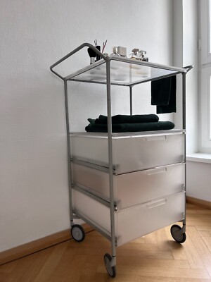Kartell Mobil Rollcontainer 3 Schubladen + 1 doppelt hohes Fach, Farbe: Eis