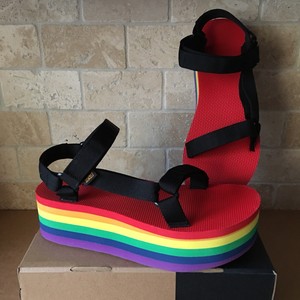 teva flatform rainbow