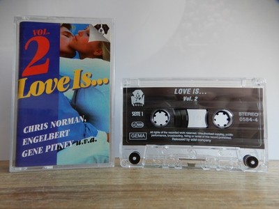 LOVE IS ... 2 PITNEY SHAW NORMAN RATTLES BUTLER BOONE  KASSETTE MC 1994 PRIMA
