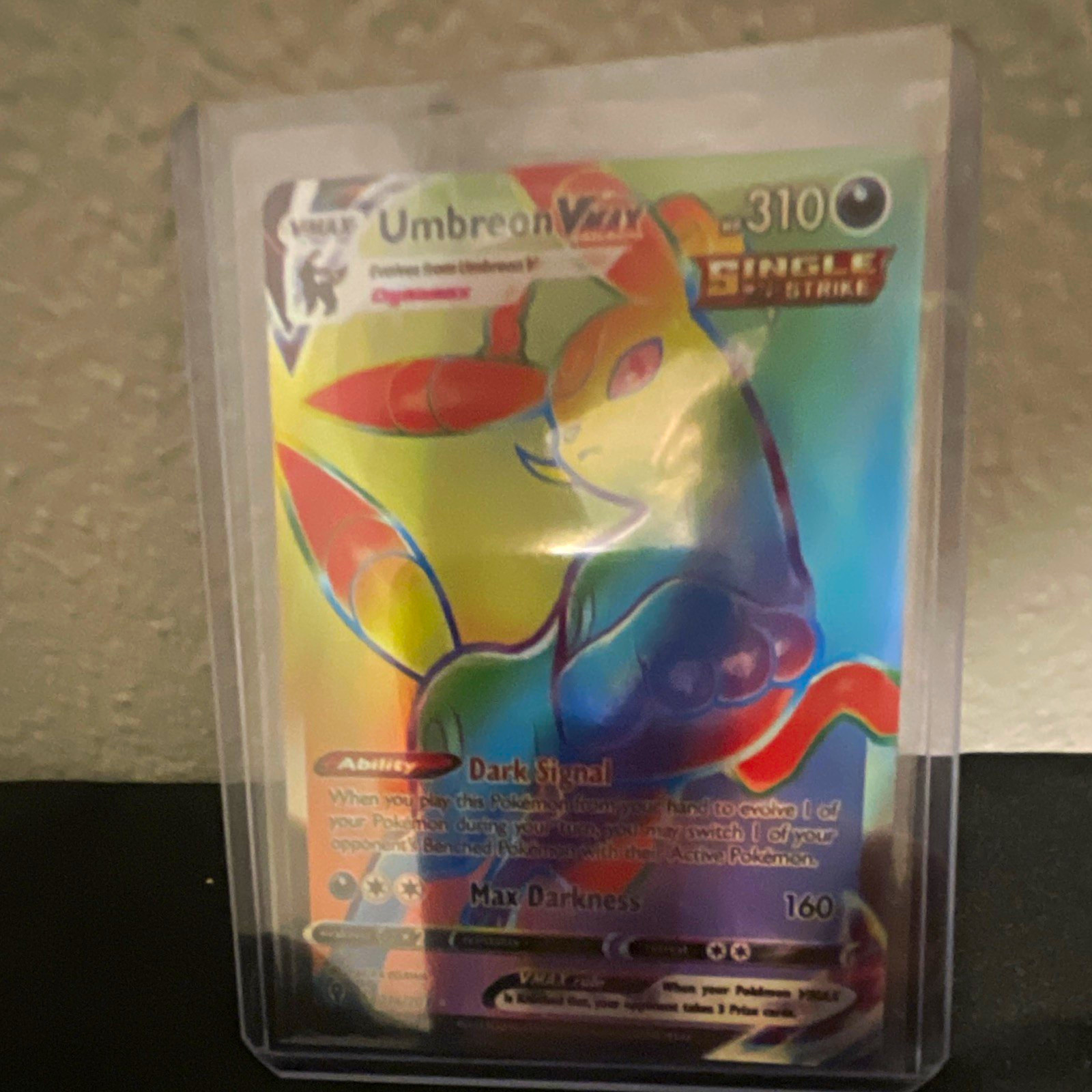 Pokémon TCG Umbreon VMAX 215/203 Secret Rare Full Art Holo Evolving Skies 310 HP