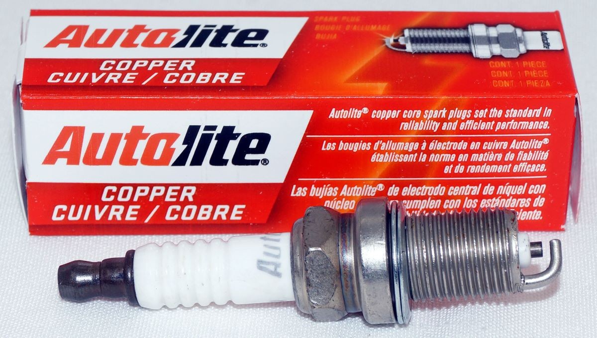 Autolite Copper Spark Plug 3924