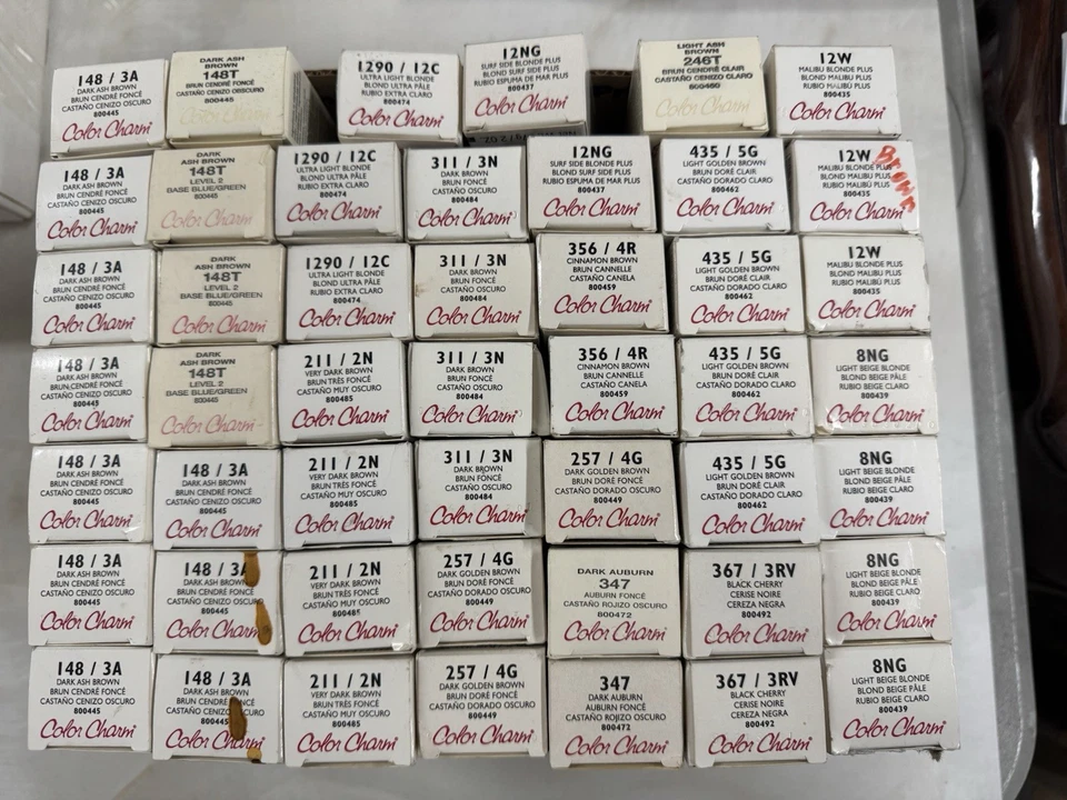 Gel permanente Wella color charm 2 oz 445T castaño rojizo claro, sellado sin caja Foto 4 de 4