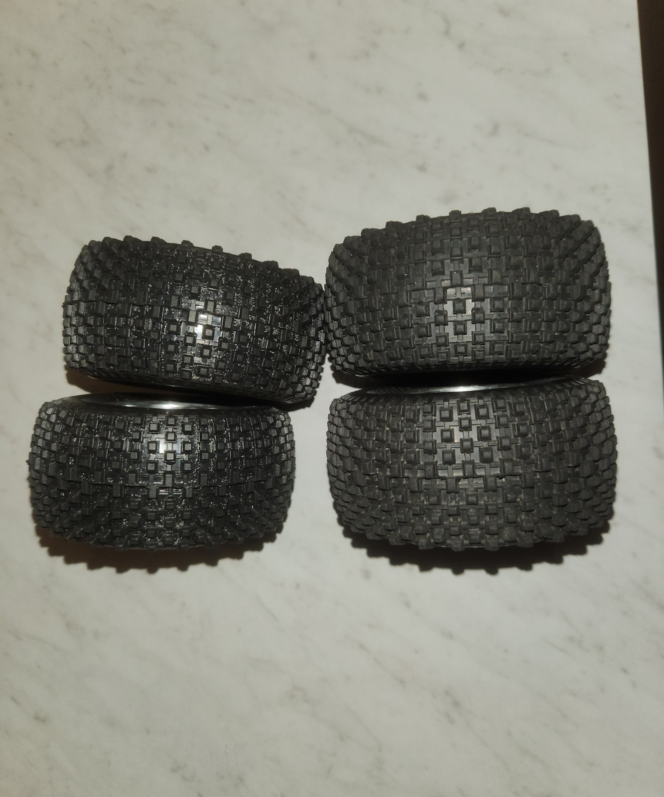 Proline Gladiator 2.2x2.0 Pro 170 Vintage RC Car Wheels with 2WD and 1:10 Scale