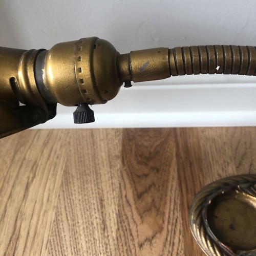 Gooseneck Lamp Aladdin Mfg Co.? Base has Indentation to Hold Coins/Paperclips - Picture 7 of 10