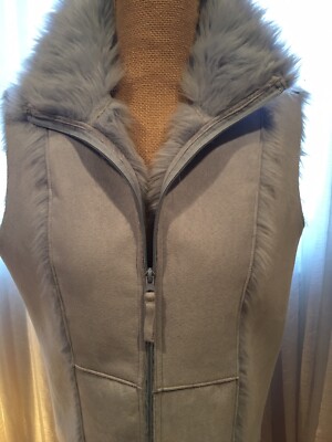 RELATIVITY VERY CUTE PALE BLUE VEST, ultra suede out faux fur in, perfect for al