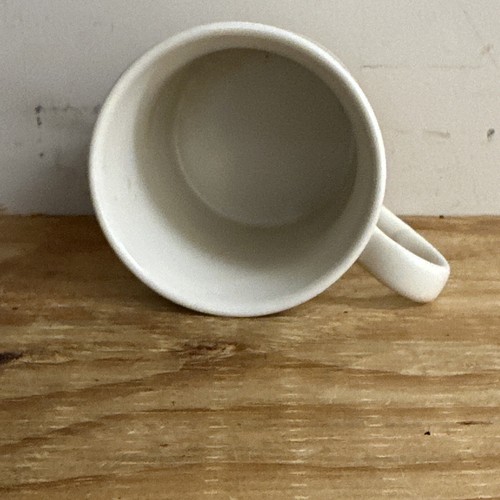 Stranger Things Ceramic Mug Benny’s Burgers - Picture 3 of 4