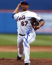 HANSEL ROBLES SIGNED 8X10 PHOTO NEW YORK METS BASEBALL COA