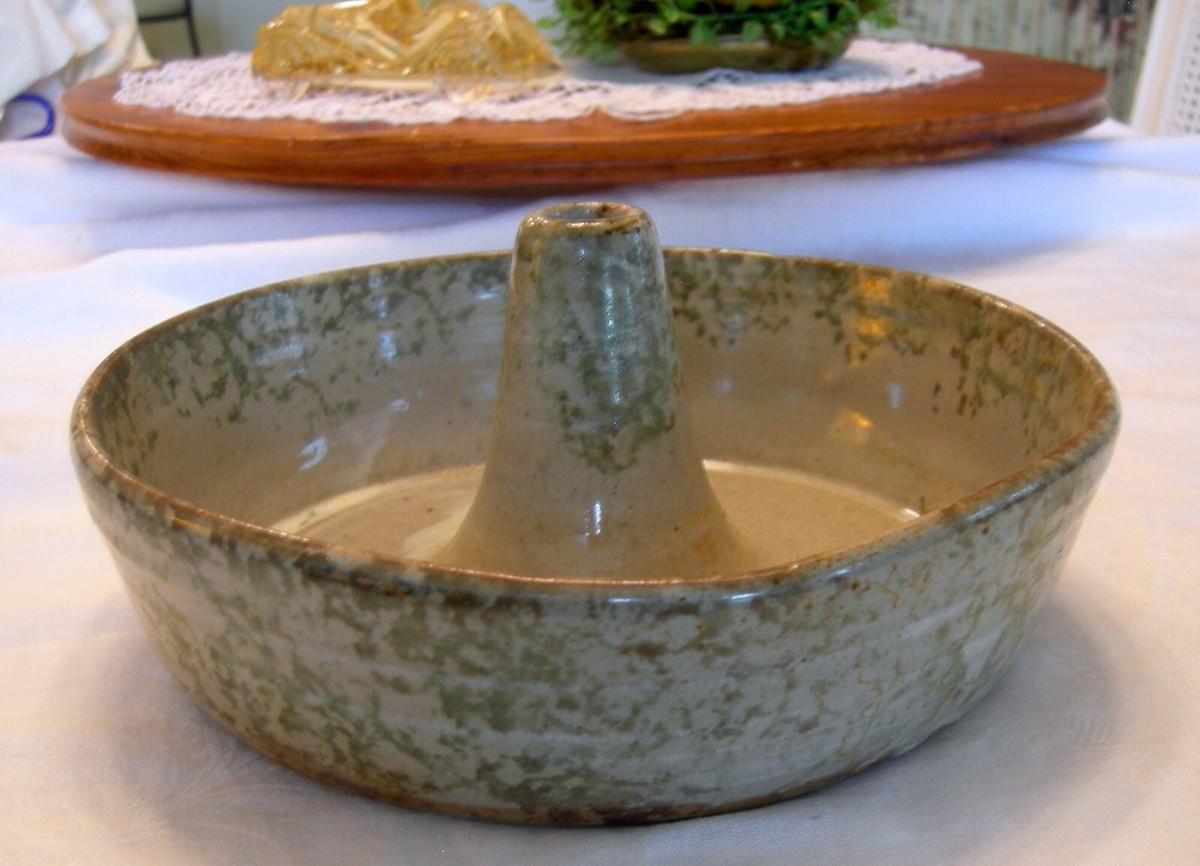 SPONGED STONEWARE BUNDT CAKE TUBE PAN 9