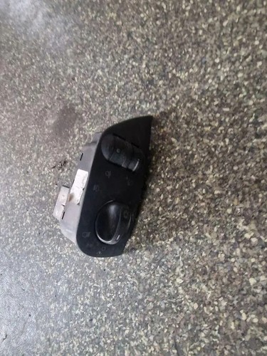 VW CADDY III Furgon 2KA, 2KH, 2CA, 2CH Scheinwerferschalter 6N1941531M 33973780