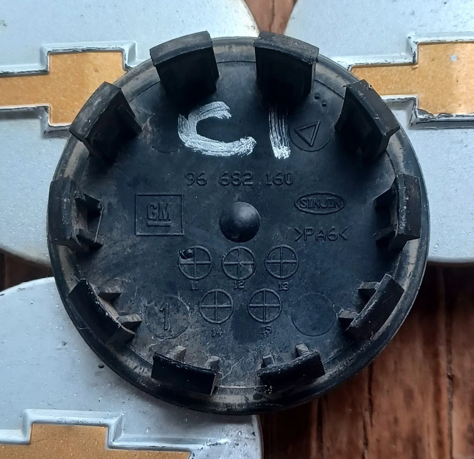 Juego de 4 tapas centrales Chevy Cruze Sonic Spark Trax, 2013-2016 p/n 96 682 160 C1 Foto 3 de 3