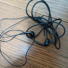 Free shipping on Sony black in-ear earphones Japan Import Rare
