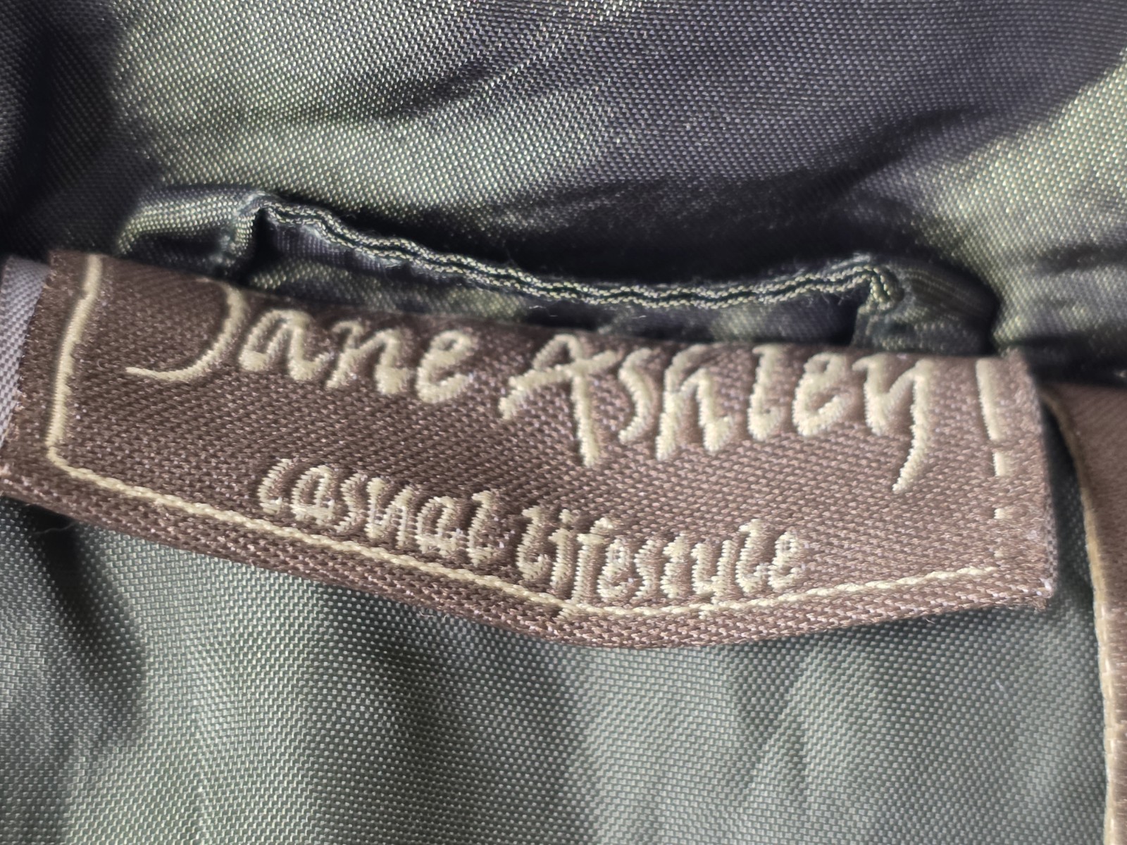 Jane Ashley Light Jacket Hunter Green Quilted Zip… - image 3